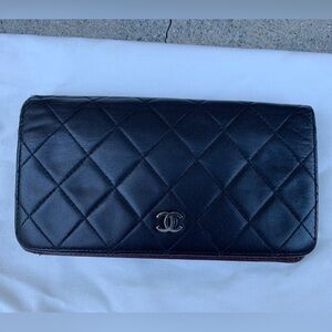 Chanel Black Quilted Wallet with Silver Logo